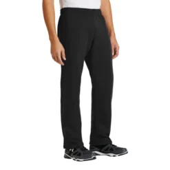 Gildan® Heavy Blend™ Open Bottom Sweatpant -Travel Storage Store 18400 Black model 3q 012016 550x550.jpg