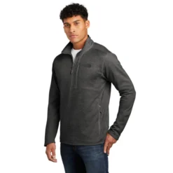 The North Face ® Skyline 1/2-Zip Fleece -Travel Storage Store NF0A47F7 tnfdarkgreyheather model 3q 550x550.jpg