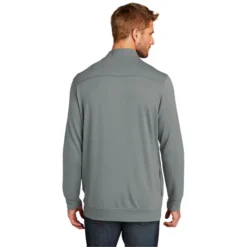 TravisMathew Newport 1/4-Zip Fleece -Travel Storage Store TM1MU419 quietshadegrey model back 550x550.jpg